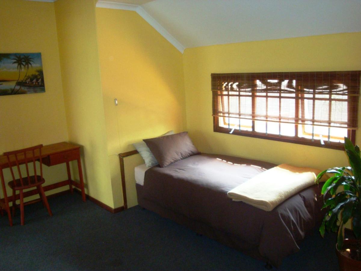 Flintstones Guest House Durban Ngoại thất bức ảnh