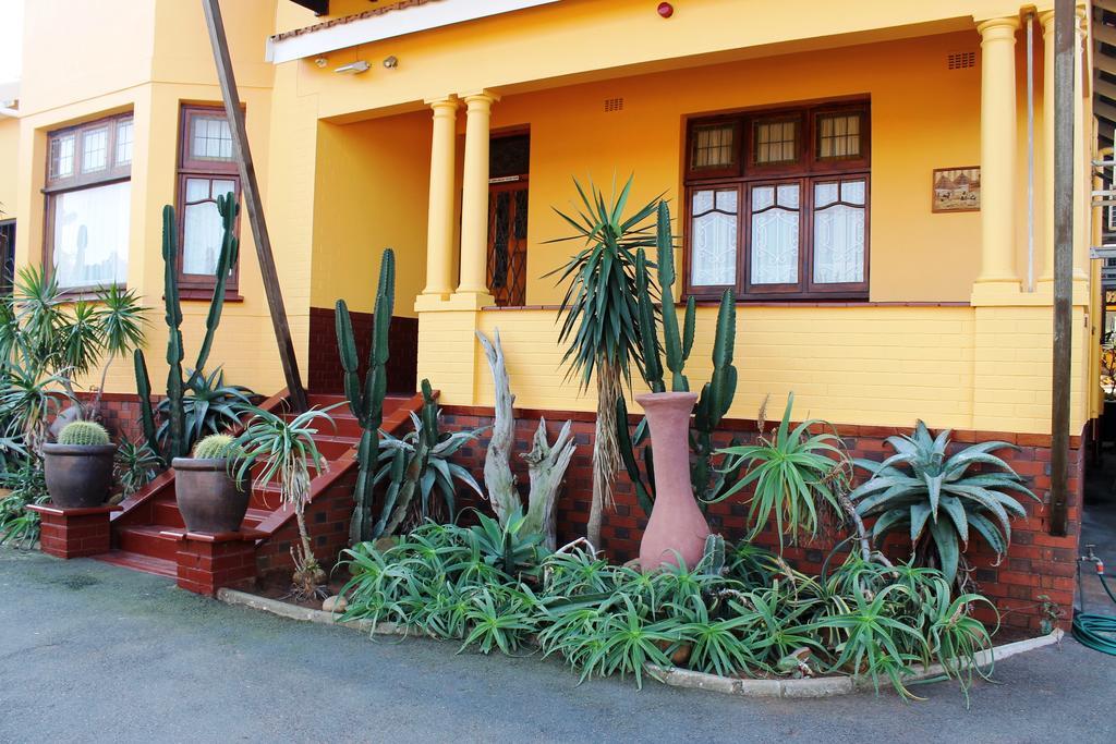 Flintstones Guest House Durban Ngoại thất bức ảnh